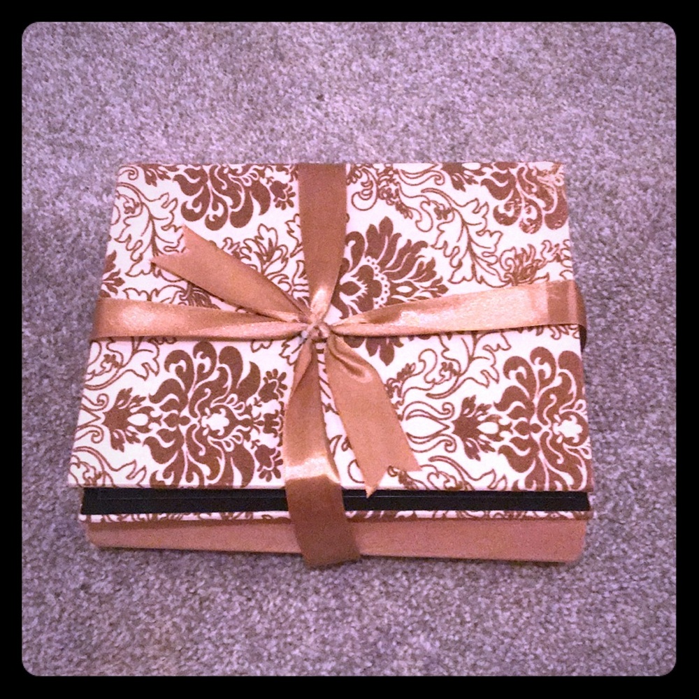 Gold and cream photo albums (2)